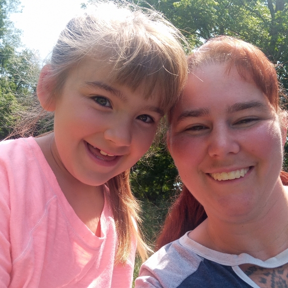 Meet your Posher, Stephanie - Picture 5 of 11